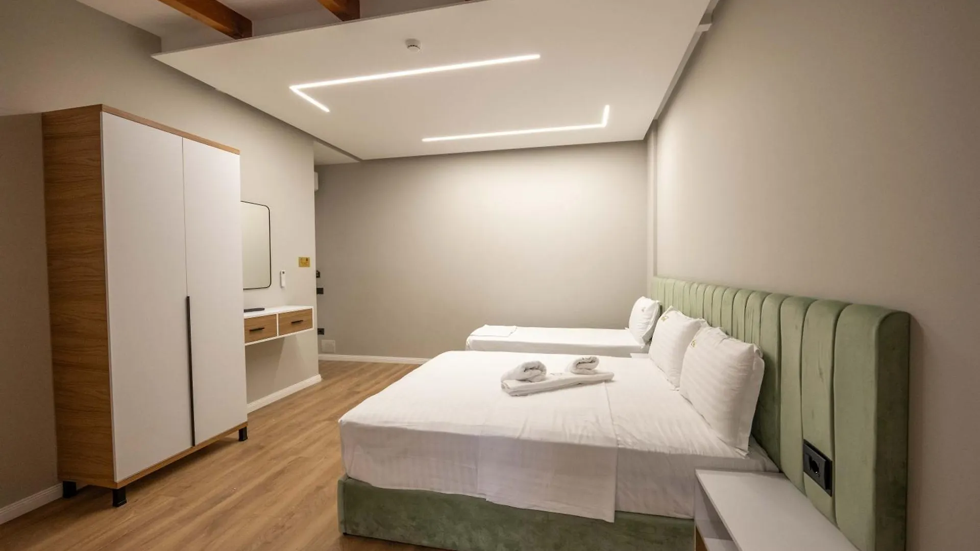 Golemi Lux Hotel Golem (Tirana)